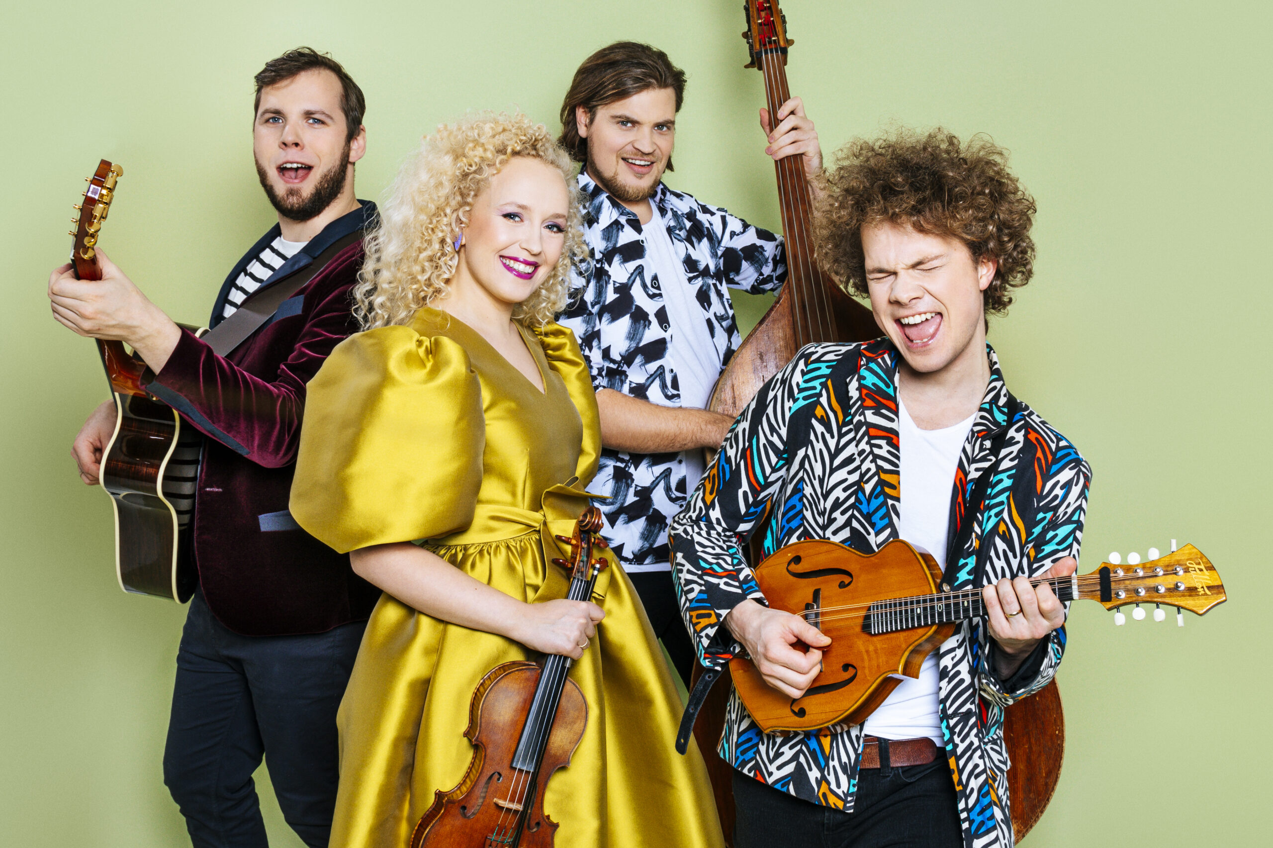 Curly Strings ''Pidu meis eneses'' Kõltsu Mõis